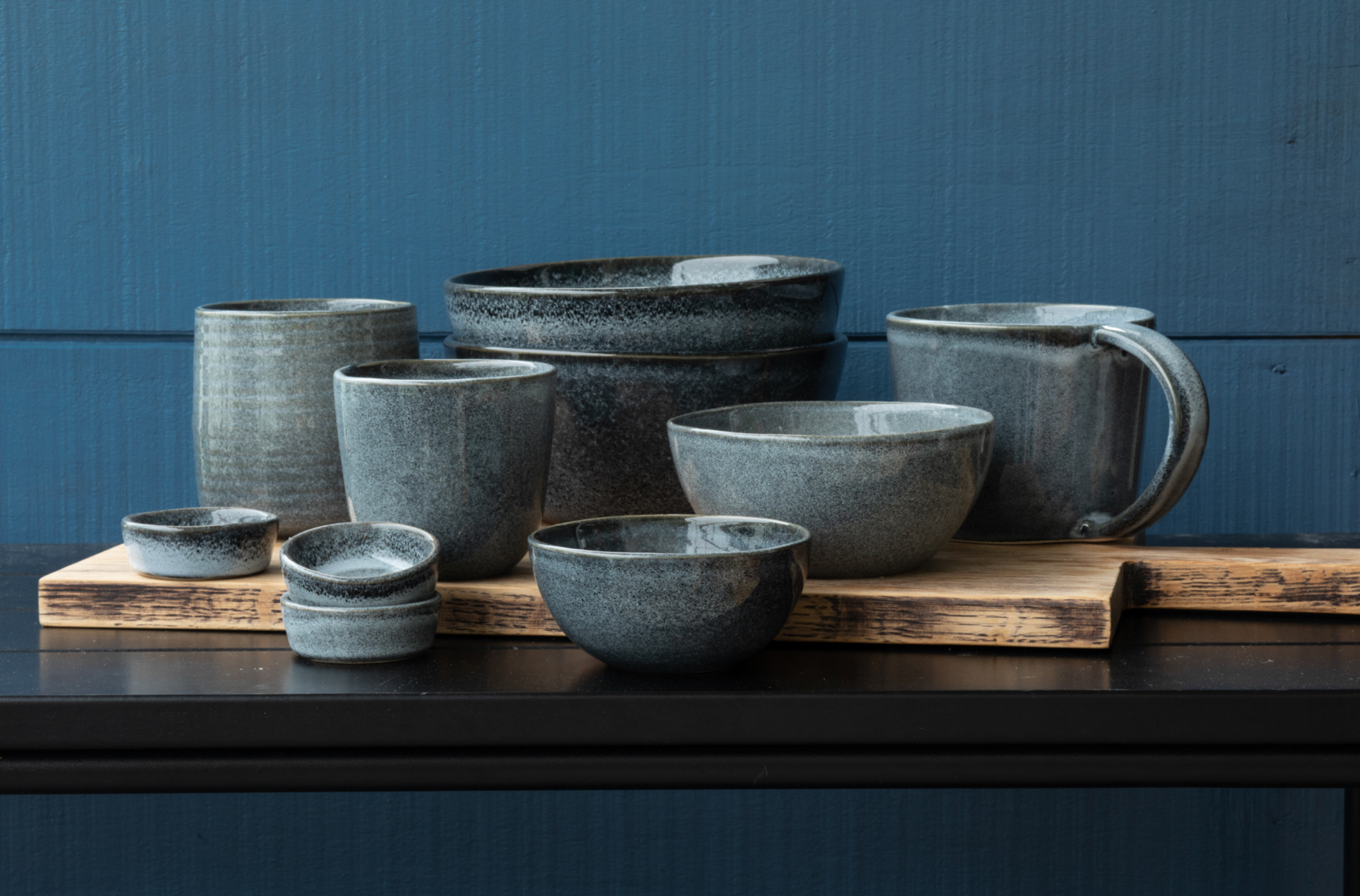 Handmade tableware Blue Sand blue reactive Portugal Zurich
