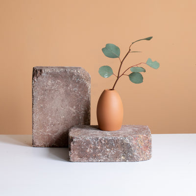 Egg" terracotta vase