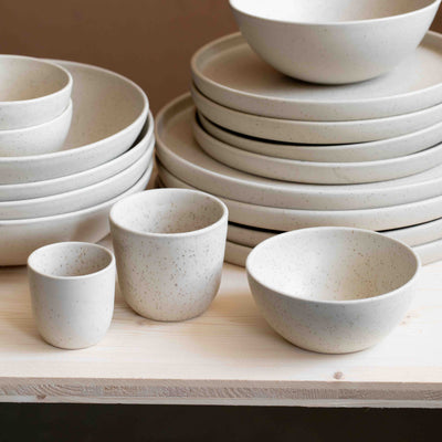Large plate (straight edge) Speckled Beige