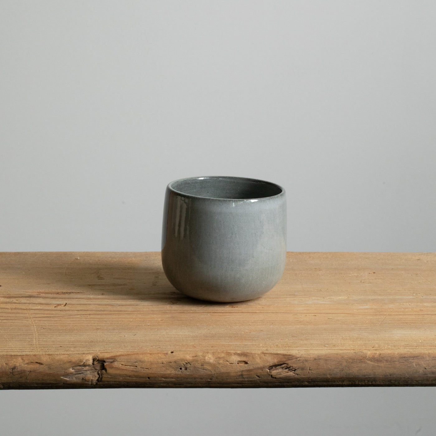 Coffee mug for latte with 280ml capacity in blue gray glaze
