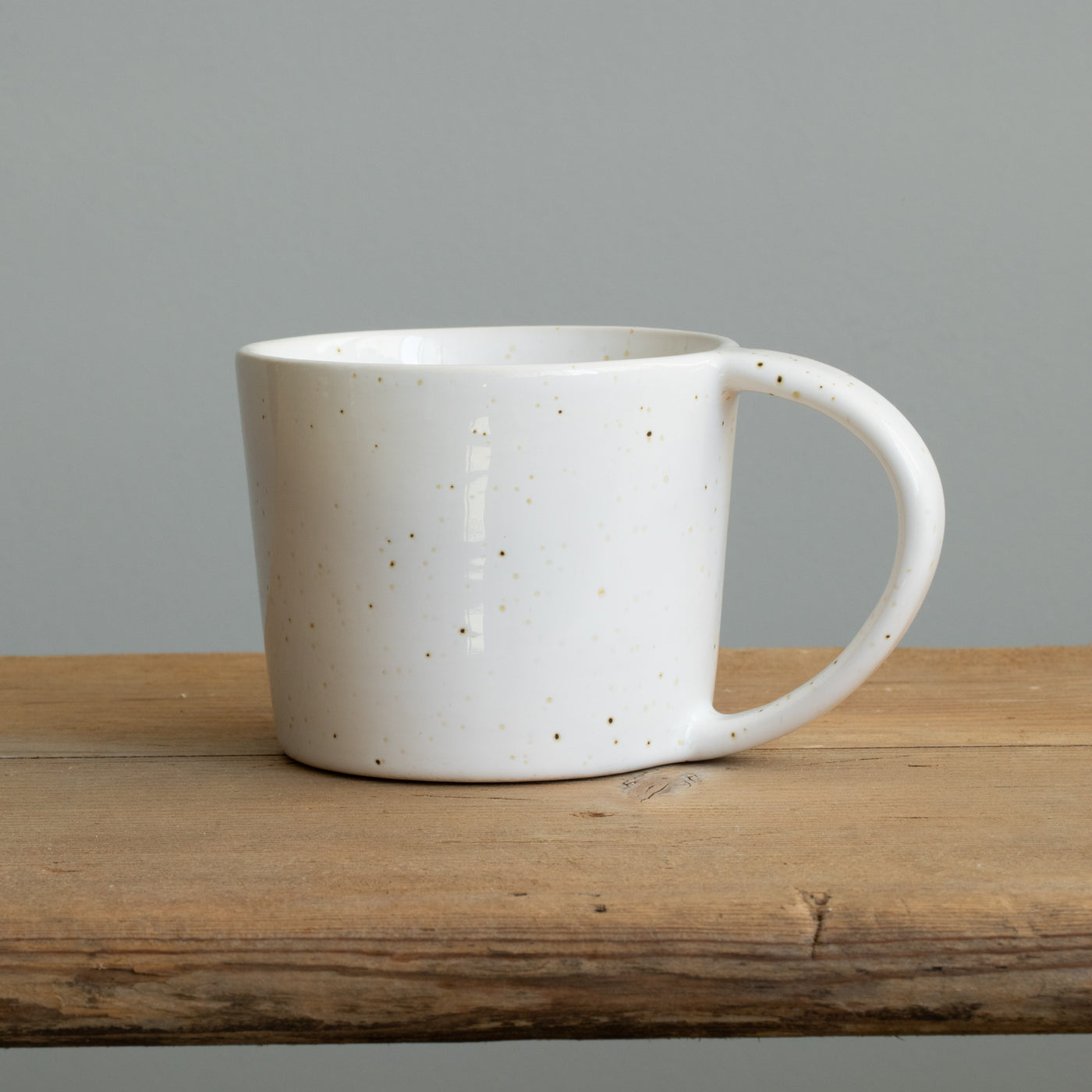Large Serra tea cup