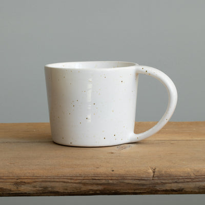 Large Serra tea cup